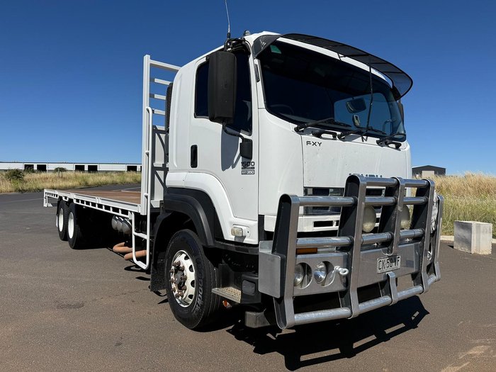 2014 Isuzu FX Series