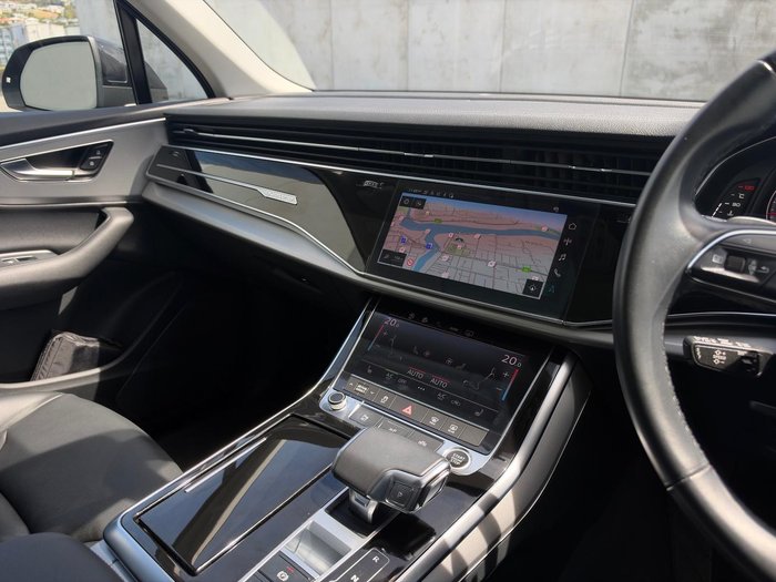 2023 Audi Q7 45 TDI Dynamic Black
