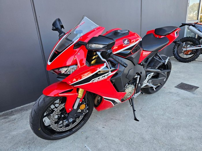 2017 Honda CBR1000RRA ABS Fireblade Fireblade Red