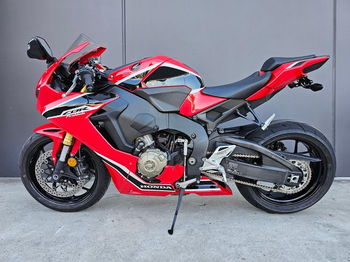 2017 Honda CBR1000RRA ABS Fireblade Fireblade Red