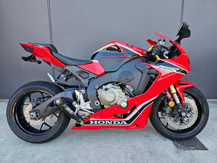 2017 Honda CBR1000RRA ABS Fireblade Fireblade Red