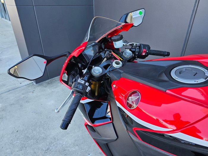 2017 Honda CBR1000RRA ABS Fireblade Fireblade Red