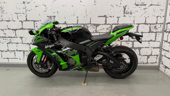 2017 Kawasaki Ninja ZX-10R KRT Replica (ZX1000R) Ninja Green