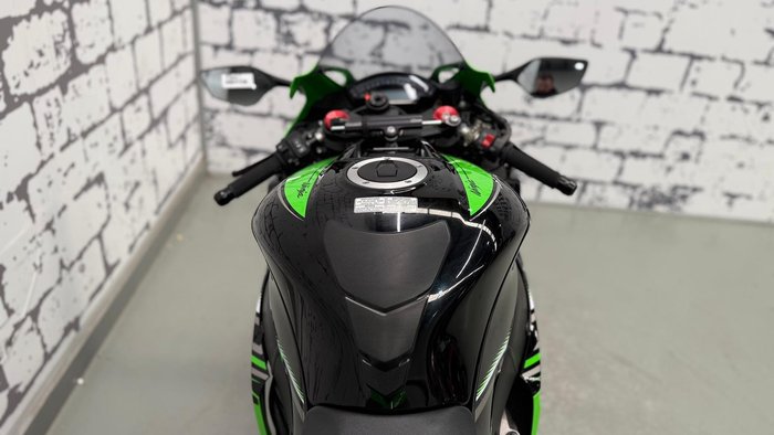 2017 Kawasaki Ninja ZX-10R KRT Replica (ZX1000R) Ninja Green