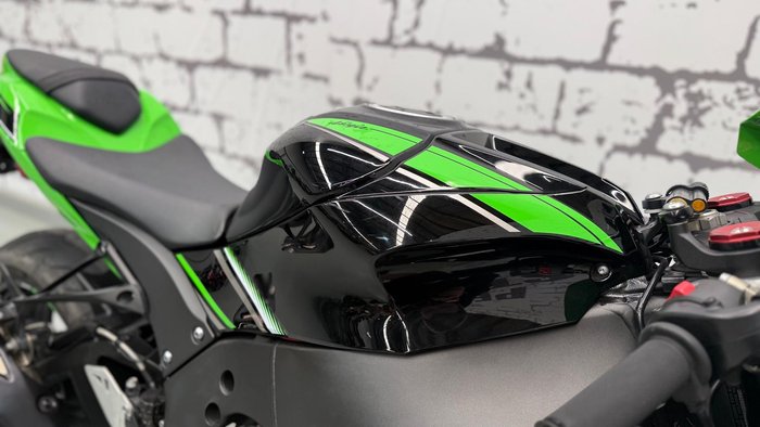 2017 Kawasaki Ninja ZX-10R KRT Replica (ZX1000R) Ninja Green