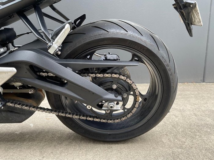 2020 Triumph Street Triple S 660 LAMS Street Triple White