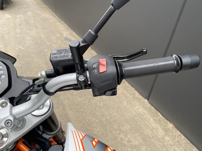 2014 KTM 390 Duke Duke White