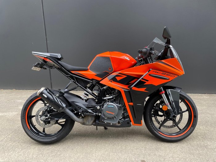 2022 KTM RC 390 RC Orange