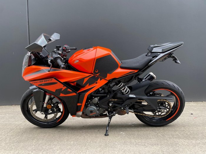 2022 KTM RC 390 RC Orange