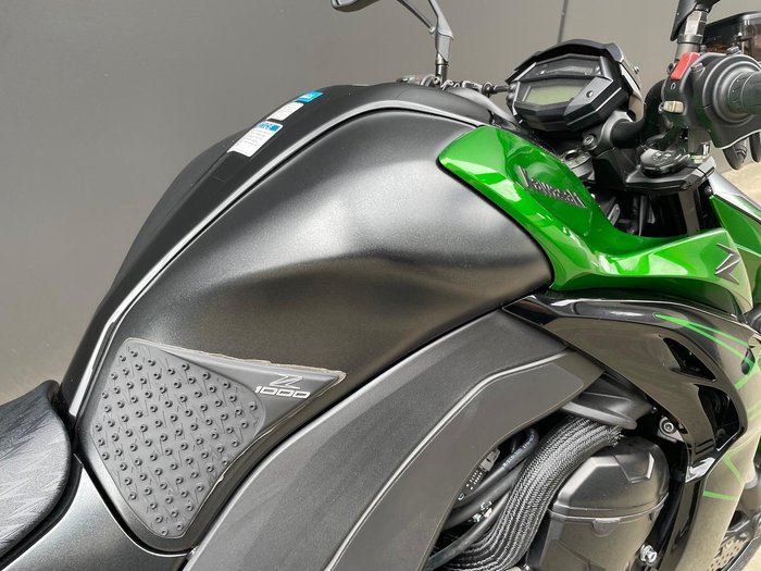 2024 Kawasaki Z1000 ABS Z Green