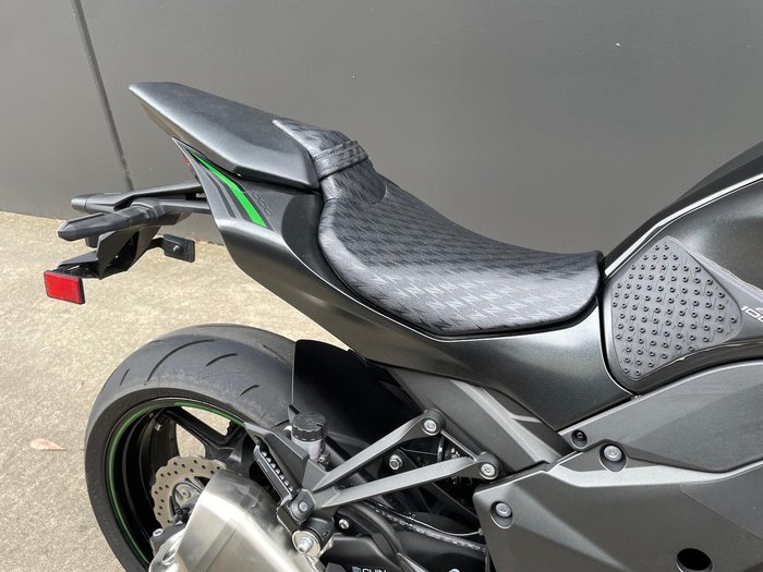 2024 Kawasaki Z1000 ABS Z Green
