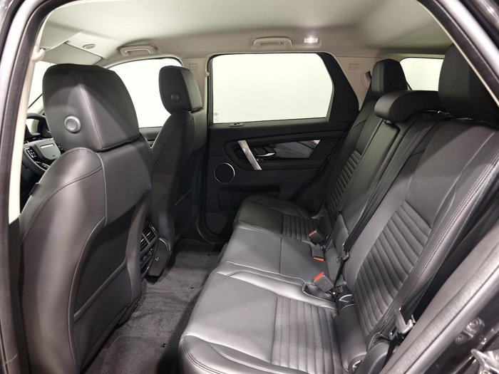 2025 Land Rover Discovery Sport P200 S