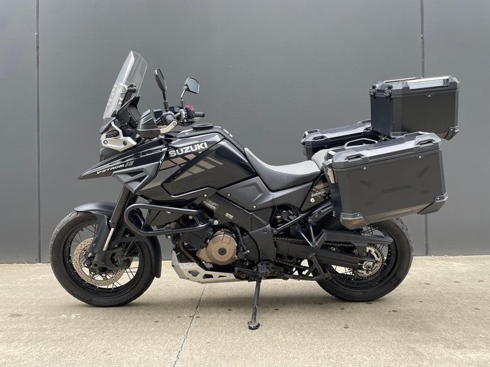2020 Suzuki V-Strom 1050 XT (DL1050RC) V-Strom Black