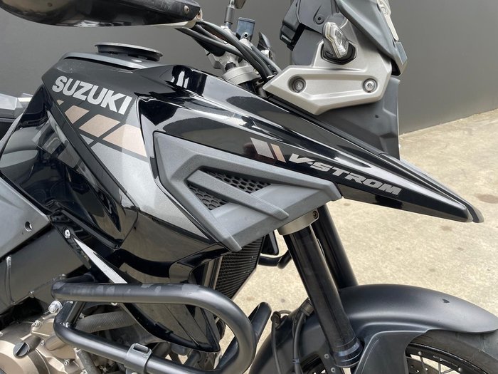 2020 Suzuki V-Strom 1050 XT (DL1050RC) V-Strom Black