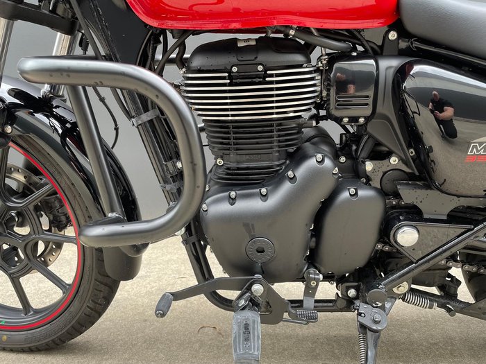2024 Royal Enfield Meteor 350 Fireball Meteor Red