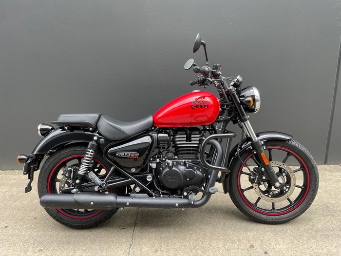 2024 Royal Enfield Meteor 350 Fireball Meteor Red