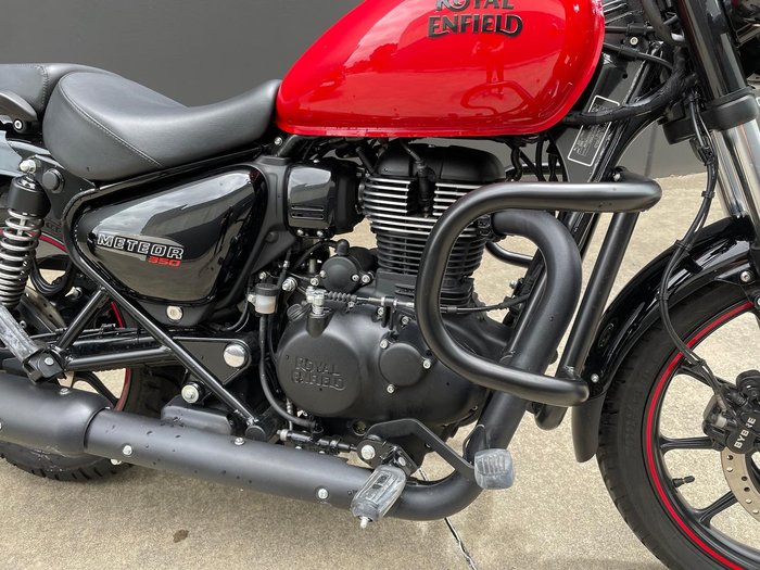 2024 Royal Enfield Meteor 350 Fireball Meteor Red