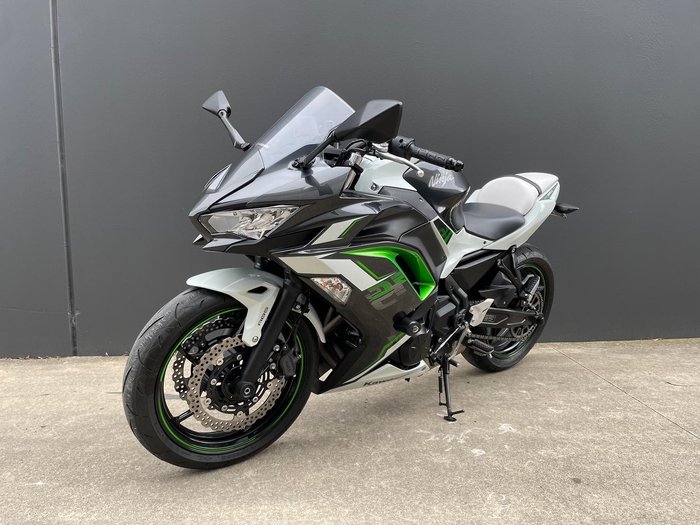 2022 Kawasaki Ninja 650L (LAMS) ABS Ninja White