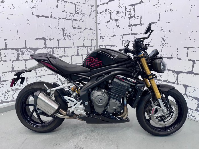 2026 Triumph Speed Triple RS 1200 Speed Triple Black