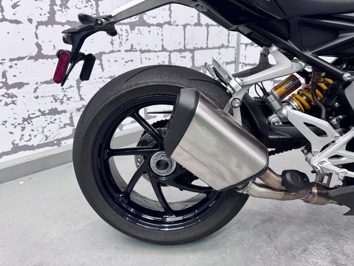 2026 Triumph Speed Triple RS 1200 Speed Triple Black
