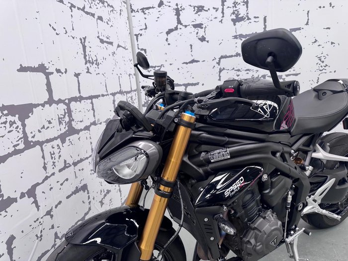 2026 Triumph Speed Triple RS 1200 Speed Triple Black