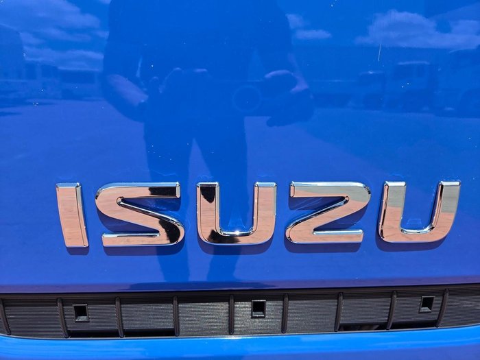 2022 Isuzu NLR 45 150 AMT SWB Traypack