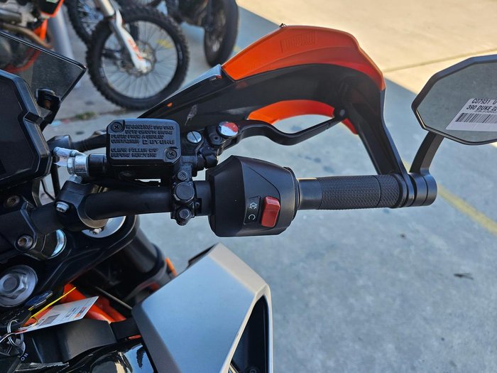 2022 KTM 390 Duke Duke Orange