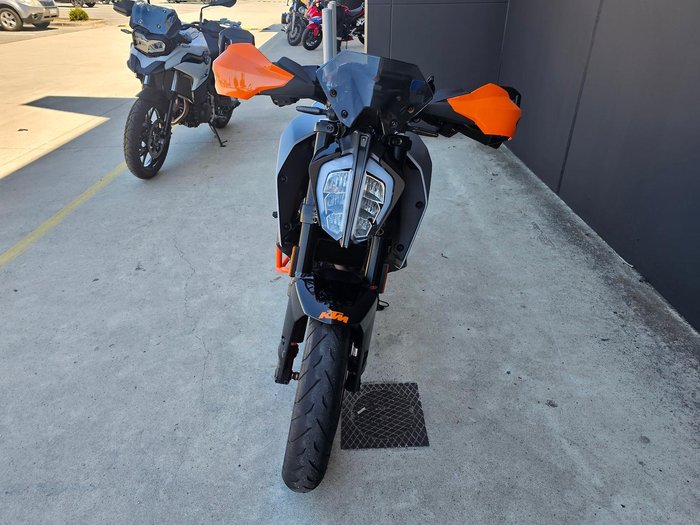 2022 KTM 390 Duke Duke Orange