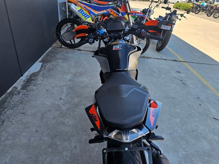 2022 KTM 390 Duke Duke Orange