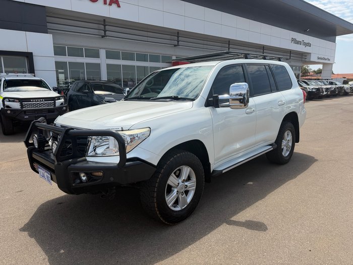 2014 Toyota LANDCRUISER ALTITUDE