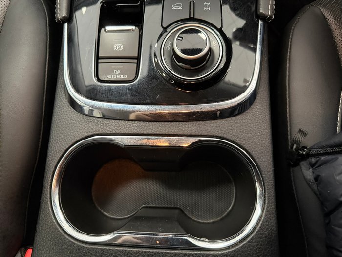 2023 Isuzu MU-X LS-T