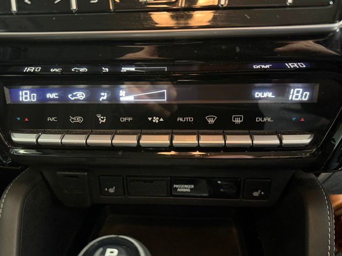 2023 Isuzu MU-X LS-T
