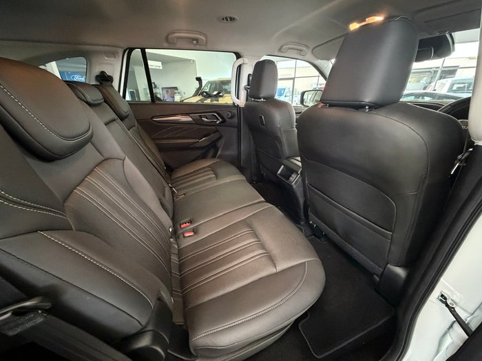 2023 Isuzu MU-X LS-T