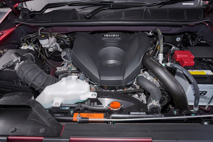 2025 Isuzu D-MAX X-RIDER