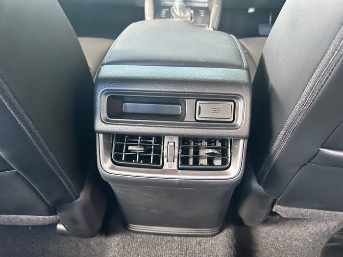 2025 Mazda BT-50 GT