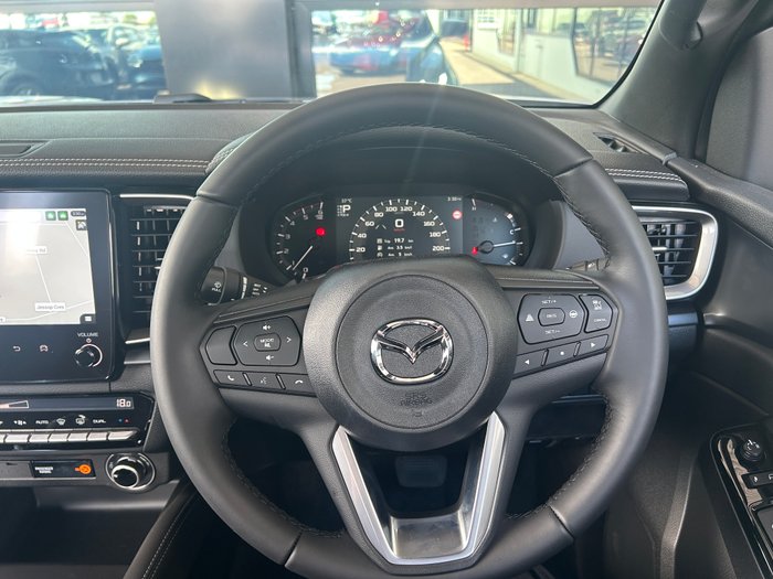 2025 Mazda BT-50 GT