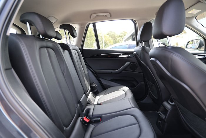 2020 BMW X1 sDRIVE 18i