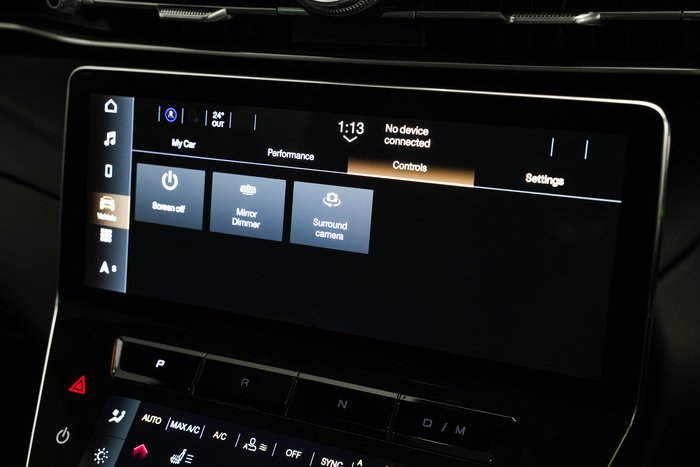 2026 Maserati Grecale TROFEO 530HP 4WD Bianco Banchisa-240