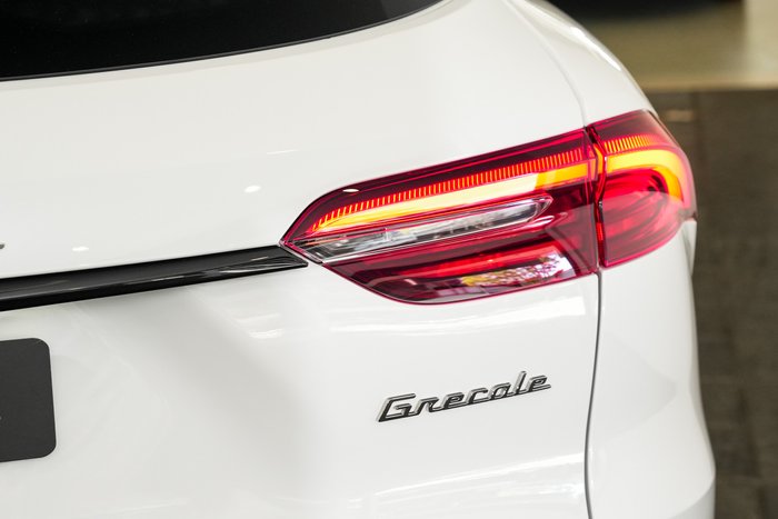 2026 Maserati Grecale TROFEO 530HP 4WD Bianco Banchisa-240