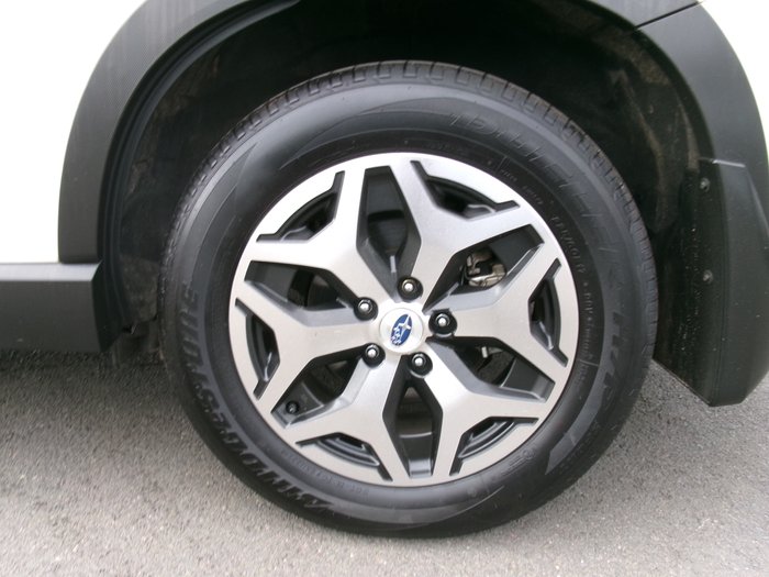 2022 SUBARU FORESTER 2.5i (AWD)