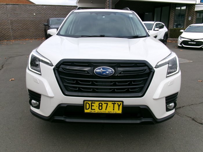 2022 SUBARU FORESTER 2.5i (AWD)