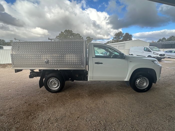 2020 Mitsubishi Triton GLX