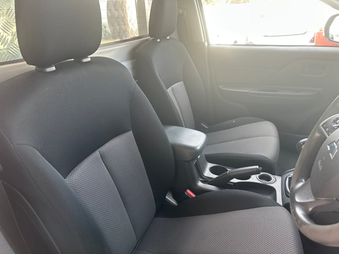 2020 Mitsubishi Triton GLX