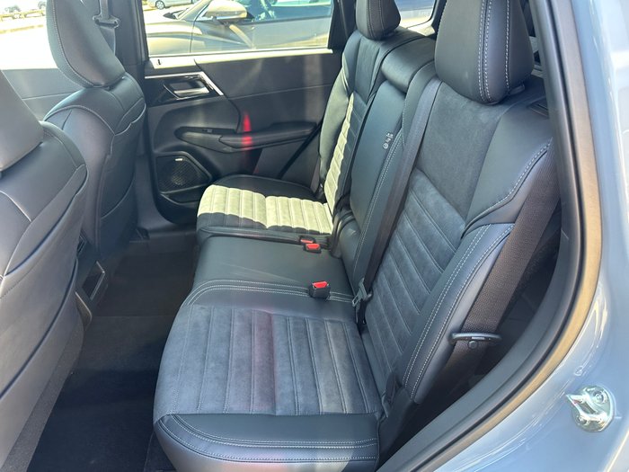 2025 MITSUBISHI OUTLANDER ASPIRE