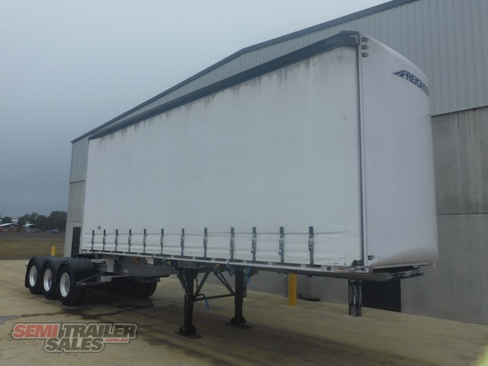 2012 Maxitrans 12 Pallet Rollback A Trailer