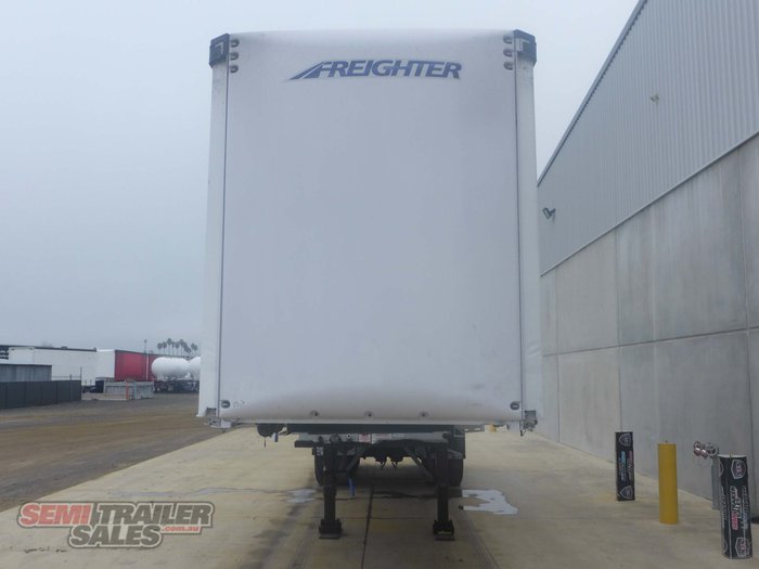 2012 Maxitrans 12 Pallet Rollback A Trailer