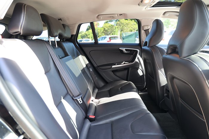 2015 Volvo V60 T5 Kinetic