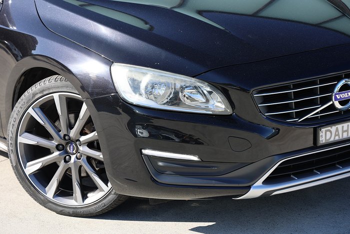 2015 Volvo V60 T5 Kinetic