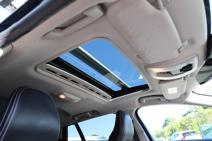 2015 Volvo V60 T5 Kinetic