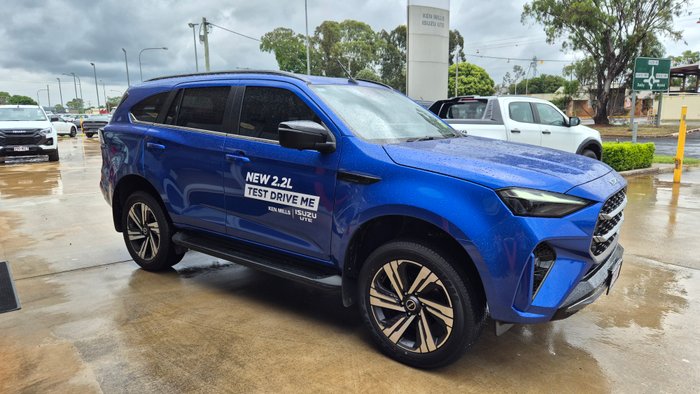 2025 Isuzu MU-X MY25.5 Isuzu MU-X 4X4 LST 2.2 L Automatic (UJOR513D) inc Towbar, Floor mats, Slimline Weathershields, Healight Protectors, Wireless Phone charger, Tint